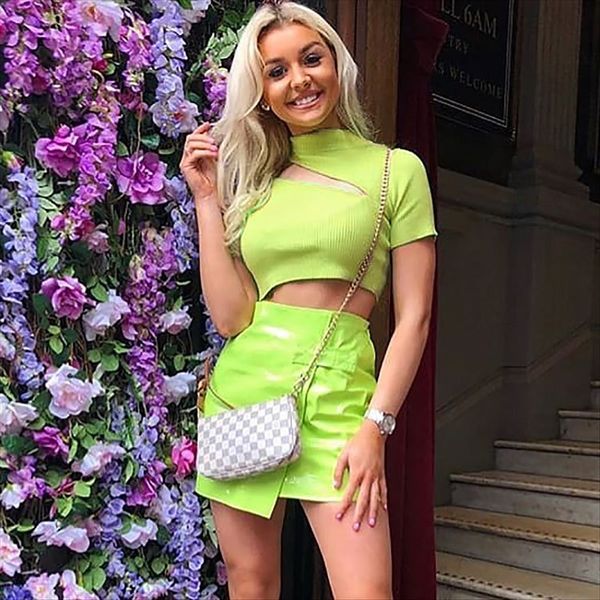 2019 navel short sleeve summer all-match chest openning hollow t-shirt t-shirt women's wear, White
2019 navel short sleeve summer all-match chest openning hollow t-shirt t-shirt women's wear, White