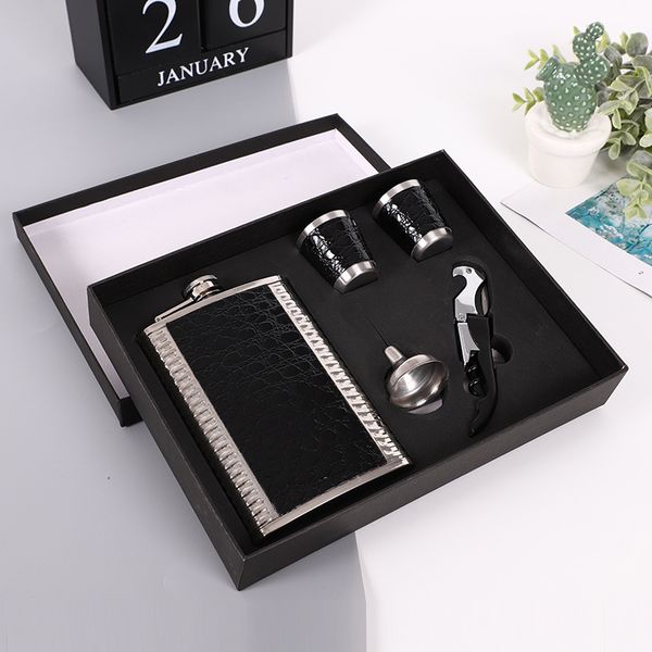 9oz moscow whisky liquor flagon cccp stainless steel alcohol vodka hip flask leather wrapped wiskey funnel with opener gift set
9oz moscow whisky liquor flagon cccp stainless steel alcohol vodka hip flask leather wrapped wiskey funnel with opener gift set