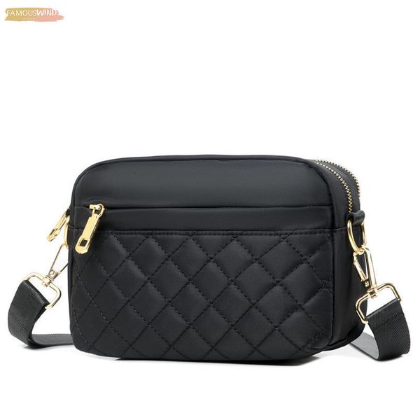 brand waterproof nylon women small bags crossbody bag for women embroidery female messenger bags new
brand waterproof nylon women small bags crossbody bag for women embroidery female messenger bags new