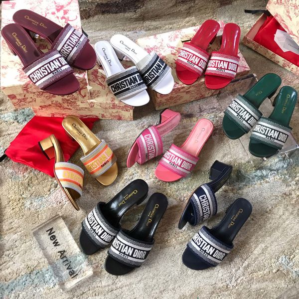dhl platform buy shoes to send masks new fashion casual women's slippers sports low-red sandals air cushion bottom08, Black
dhl platform buy shoes to send masks new fashion casual women's slippers sports low-red sandals air cushion bottom08, Black