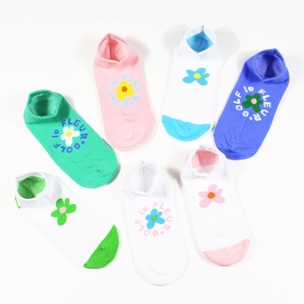2019 fashion couple flower color cotton socks female summer short socks slippers women casual soft socks, Black;white
2019 fashion couple flower color cotton socks female summer short socks slippers women casual soft socks, Black;white