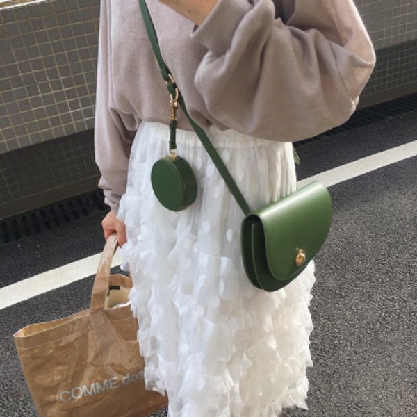 fashion 2019 brand solid saddle crossbody bag women pu leather handbag luxury semicircle shoulder bag casual messenger bags sac
fashion 2019 brand solid saddle crossbody bag women pu leather handbag luxury semicircle shoulder bag casual messenger bags sac