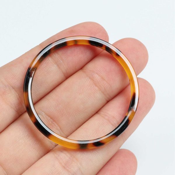 leopard print,tortoise shell earring charm,acetate acrylic beads,circle shaped,boho,earring parts,ohrringe finding,44mm-ace248, Bronze;silver
leopard print,tortoise shell earring charm,acetate acrylic beads,circle shaped,boho,earring parts,ohrringe finding,44mm-ace248, Bronze;silver