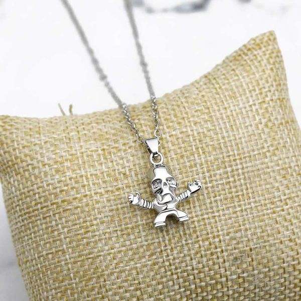 new trend hip hop gold and silver full copper skull necklace inlaid with zircon pendant necklace dj accessories
new trend hip hop gold and silver full copper skull necklace inlaid with zircon pendant necklace dj accessories