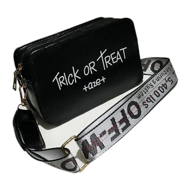 letter wide shoulder strap shoulder bag wild super fire crossbody bag printed square
letter wide shoulder strap shoulder bag wild super fire crossbody bag printed square