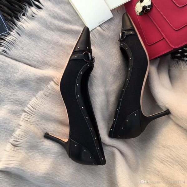 with box 2019 new fa hion de igner women hoe bottom high heel nude black leather pointed toe pump girl dre hoe mid heeled hoe
with box 2019 new fa hion de igner women hoe bottom high heel nude black leather pointed toe pump girl dre hoe mid heeled hoe