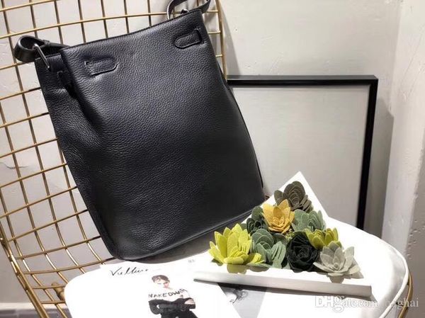 classic bucket bag in fashion shoulder bagscross bodytoteshandbags brand fashion luxury designer bags famous women cowhide 5z
classic bucket bag in fashion shoulder bagscross bodytoteshandbags brand fashion luxury designer bags famous women cowhide 5z