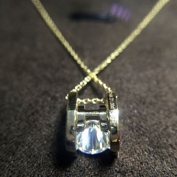 aeaw 1.0ct 6.5mm vs1 def round cut 14k white gold moissanite pendant with 14k gold chain necklace for women in fine jewelry, Silver
aeaw 1.0ct 6.5mm vs1 def round cut 14k white gold moissanite pendant with 14k gold chain necklace for women in fine jewelry, Silver