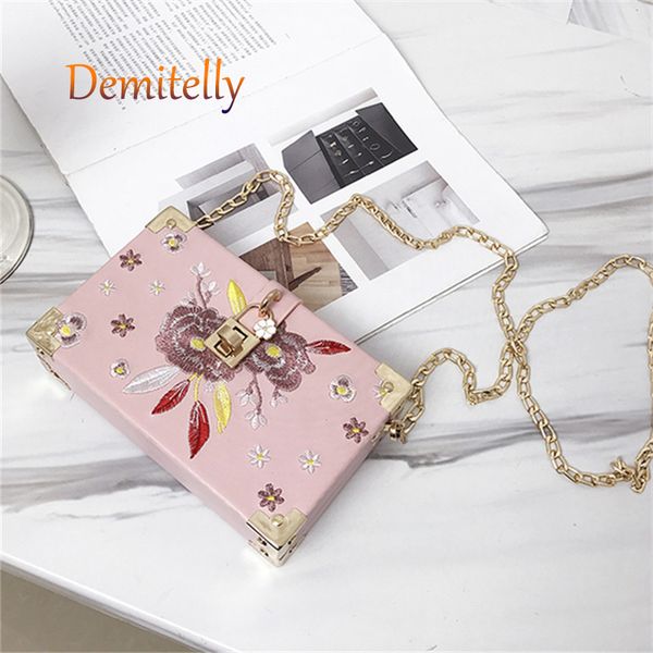 women's embroidered pattern crossbody bag texture metal lock flower decoration shoulder bag women's tote wallet
women's embroidered pattern crossbody bag texture metal lock flower decoration shoulder bag women's tote wallet