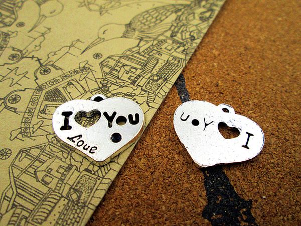 36pcs--i love you charms, antique tibetan silver heart i love you pendants charms 22x19mm, Bronze;silver
36pcs--i love you charms, antique tibetan silver heart i love you pendants charms 22x19mm, Bronze;silver