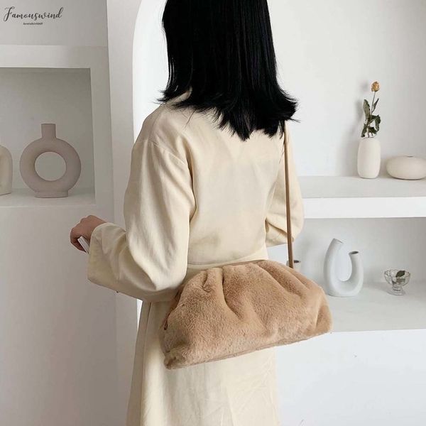 cloud wrapped soft plush madame bag single shoulder slant dumpling bag handbag day clutches bags evening plain handbags
cloud wrapped soft plush madame bag single shoulder slant dumpling bag handbag day clutches bags evening plain handbags