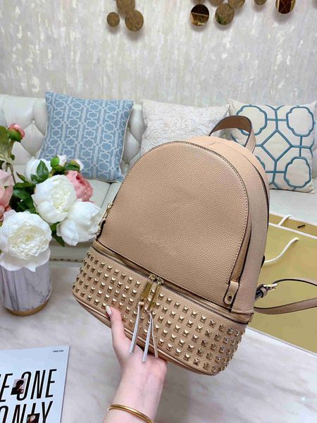 new fashion2020 womens luxury designer purses handbags two-color stitching backpack school bags outdoor bag 33cm
new fashion2020 womens luxury designer purses handbags two-color stitching backpack school bags outdoor bag 33cm