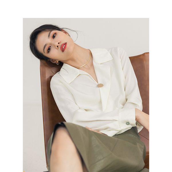 inman 2020 spring new arrival solid color minimalist elegant retro style turn down collar women long sleeve shirt, White
inman 2020 spring new arrival solid color minimalist elegant retro style turn down collar women long sleeve shirt, White