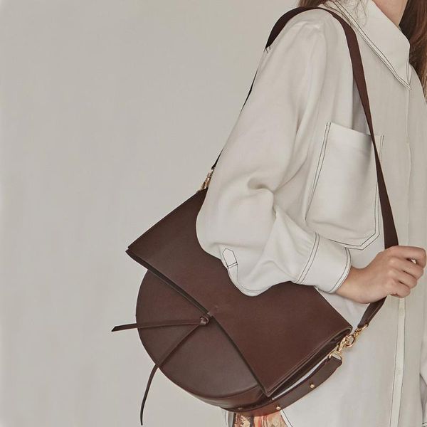 large messenger bag coffee black color capacity shoulder bag fashion 2019 fall winter tote new drop shipping
large messenger bag coffee black color capacity shoulder bag fashion 2019 fall winter tote new drop shipping