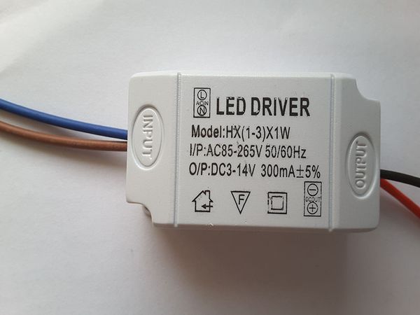 

1-3W потолочное освещение Drive LED 3W постоянного тока водителя с IC Chip AC 85-265 100-240 300mA LED Dri
