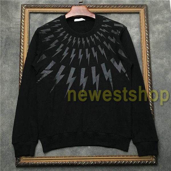 2020 new fashion europe mens collar white black geometry printing sweatshirt men clothe hoodies designer sweatshirt jumpers
2020 new fashion europe mens collar white black geometry printing sweatshirt men clothe hoodies designer sweatshirt jumpers