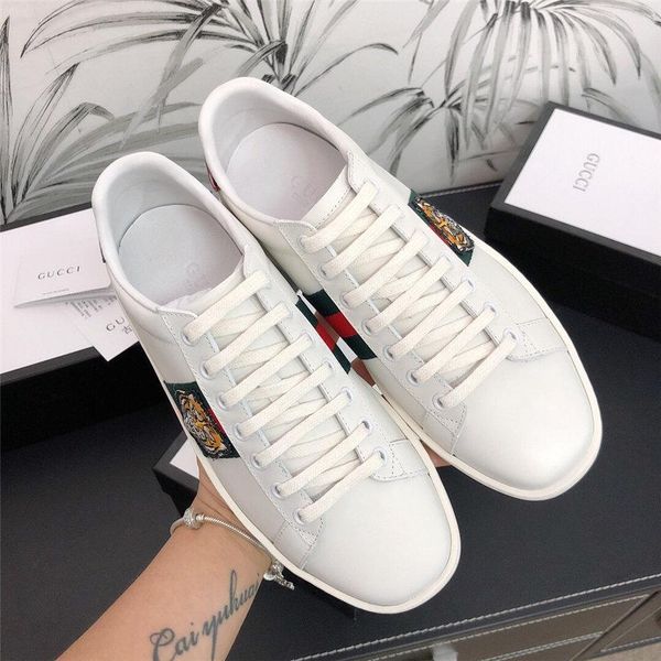 20fw fashion sneaker wedges flats platform dress loafers canvas trainers designers luxury white black women men girls leather casual shoes
20fw fashion sneaker wedges flats platform dress loafers canvas trainers designers luxury white black women men girls leather casual shoes