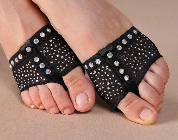 

new arrival bellydance costume wholesale heel protection professional ballet dance socks 1 pair belly foot thong toe pad, Black;red