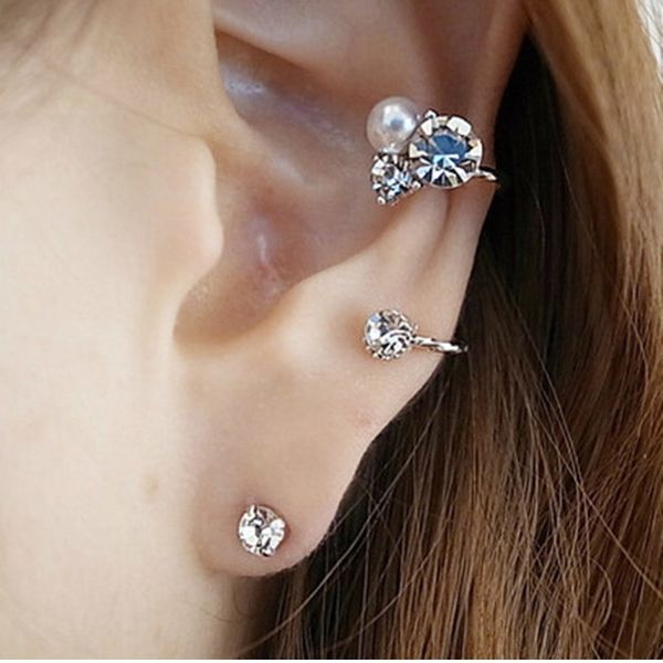 shuangr elegant cubic zirconia crystal ear cuff women clip earrings for women brincos simulated pearl jewelry boucle d'oreille, Silver
shuangr elegant cubic zirconia crystal ear cuff women clip earrings for women brincos simulated pearl jewelry boucle d'oreille, Silver