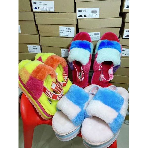 2020 kids men women furry slippers australia fluff yeah mulitcolor slide designer ugg uggs ugglis pantoufle casual fashion sanda
2020 kids men women furry slippers australia fluff yeah mulitcolor slide designer ugg uggs ugglis pantoufle casual fashion sanda