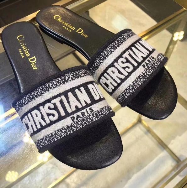 arrival luxurious designers paris given sandals fashion men women sliders summer beach slippers outdoor shoes chinese designer flip flops, Black
arrival luxurious designers paris given sandals fashion men women sliders summer beach slippers outdoor shoes chinese designer flip flops, Black