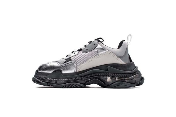 new 2019 17fw triple-s sneakers tennis cushion shoes men women running shoes sports designer shoes
new 2019 17fw triple-s sneakers tennis cushion shoes men women running shoes sports designer shoes