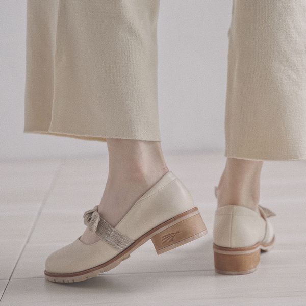 woman shoes round toe dress flats women british style autumn all-match 2019 fashion women's shallow mouth bow-knot casual, Black
woman shoes round toe dress flats women british style autumn all-match 2019 fashion women's shallow mouth bow-knot casual, Black