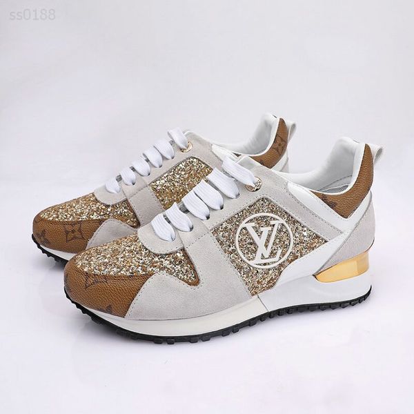 2019 fashion autumn and winter european station low-end temperament wild comfortable men's shoes factory direct sales size 39-45cm, Black
2019 fashion autumn and winter european station low-end temperament wild comfortable men's shoes factory direct sales size 39-45cm, Black