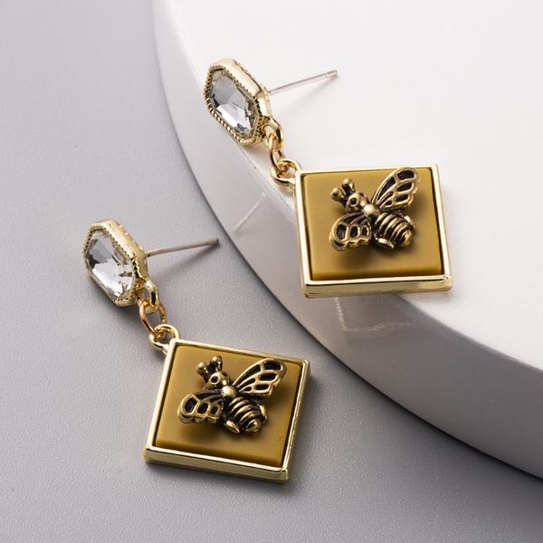 s925 silver pins simple trend bee alloy rhinestones geometric drop earrings for girl women fashion jewelry accessories
s925 silver pins simple trend bee alloy rhinestones geometric drop earrings for girl women fashion jewelry accessories