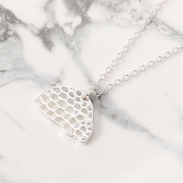 5pcs cute igloo house pendant necklace jewelry gift eskimo inuit home chain clavicle necklace for memorial, Silver
5pcs cute igloo house pendant necklace jewelry gift eskimo inuit home chain clavicle necklace for memorial, Silver