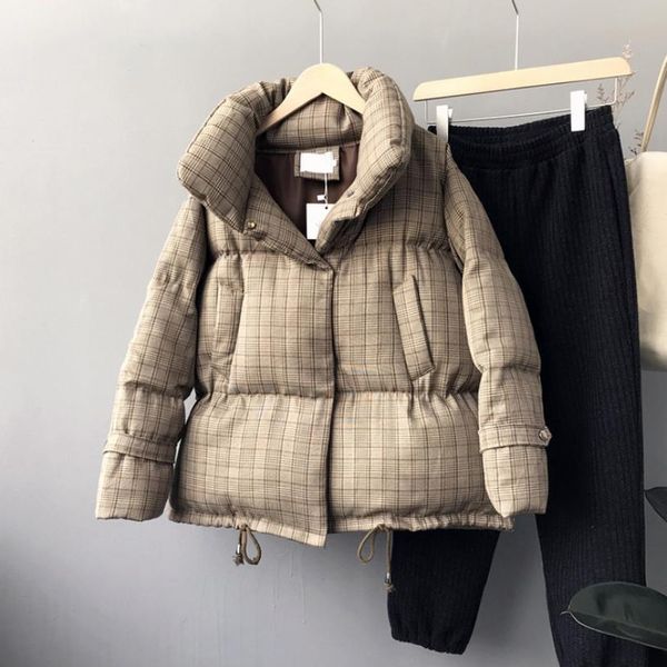 winter new fashion brand winter striped pattern coat female cover buttons thicker warm down cotton coat with drawstring wq776, Black
winter new fashion brand winter striped pattern coat female cover buttons thicker warm down cotton coat with drawstring wq776, Black