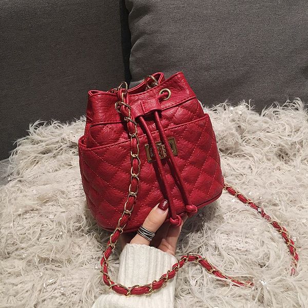 новые женщины ковш сумки 2020 лето малый crossbody сумки цепь женский плеча сумку lady travel кошельки и сумки
новые женщины ковш сумки 2020 лето малый crossbody сумки цепь женский плеча сумку lady travel кошельки и сумки