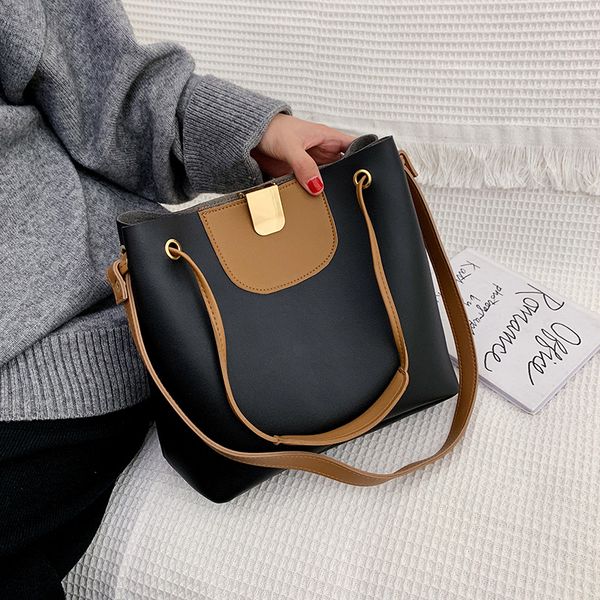 2 pieces luxury pu leather women set bag 2019 winter large capacity tote handbags shoulder bags for ladies clutch crossbody bag
2 pieces luxury pu leather women set bag 2019 winter large capacity tote handbags shoulder bags for ladies clutch crossbody bag