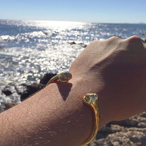mcllroy open cuff bangle men fist bracelets titanium steel bangles opening gold dubai/brazil / bracelets & bangle for men woman, Golden;silver
mcllroy open cuff bangle men fist bracelets titanium steel bangles opening gold dubai/brazil / bracelets & bangle for men woman, Golden;silver