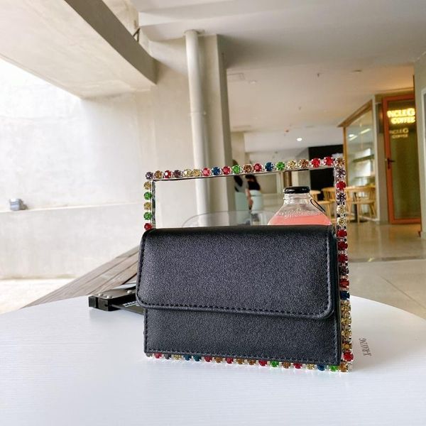 новая мода женщина сумочка через плечо сумка shiny diamonds женского crossbody сумка малый лепестковых lady кошельки lady тотализаторы
новая мода женщина сумочка через плечо сумка shiny diamonds женского crossbody сумка малый лепестковых lady кошельки lady тотализаторы