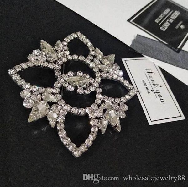 new luxury hollow letters brooch pins shiny crystal rhinestone flower brooches women fashion silver tone brooch suit accessories, Gray
new luxury hollow letters brooch pins shiny crystal rhinestone flower brooches women fashion silver tone brooch suit accessories, Gray