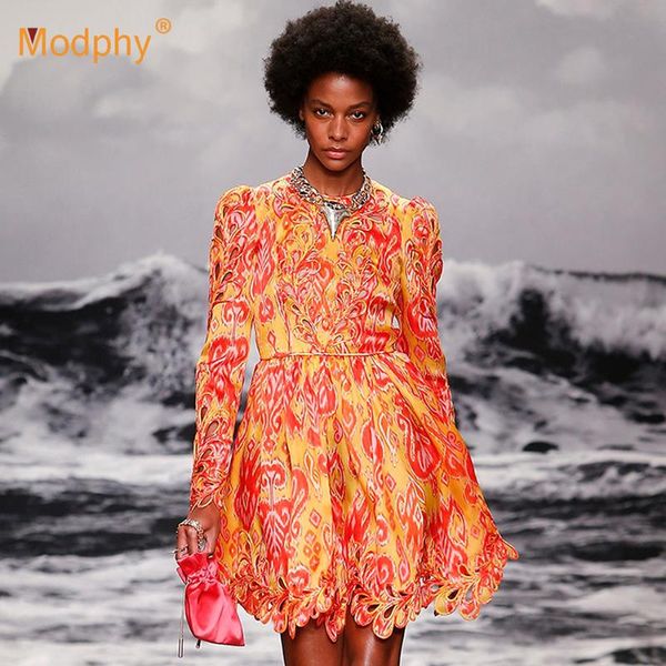 printed hollow elegant mini dress long sleeve high waist slim celebrity party runway dress women 2020 spring fashion clothing, Black;gray
printed hollow elegant mini dress long sleeve high waist slim celebrity party runway dress women 2020 spring fashion clothing, Black;gray