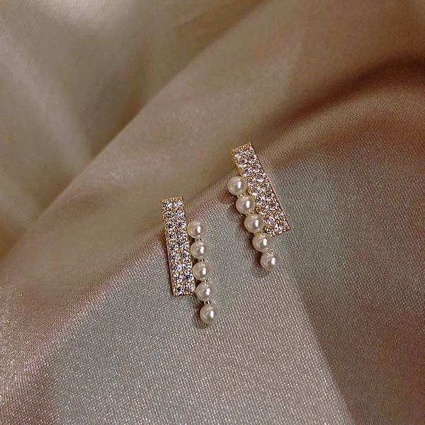 s1140 fashion jewelry s925 silver post pearl diamond earrings rhinstone cute stud earrings, Golden;silver
s1140 fashion jewelry s925 silver post pearl diamond earrings rhinstone cute stud earrings, Golden;silver