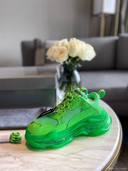 fashion luxury casual sneakers wild triple retro ladies men's crystal bottom sports running shoes basketball shoes dhl 7
fashion luxury casual sneakers wild triple retro ladies men's crystal bottom sports running shoes basketball shoes dhl 7