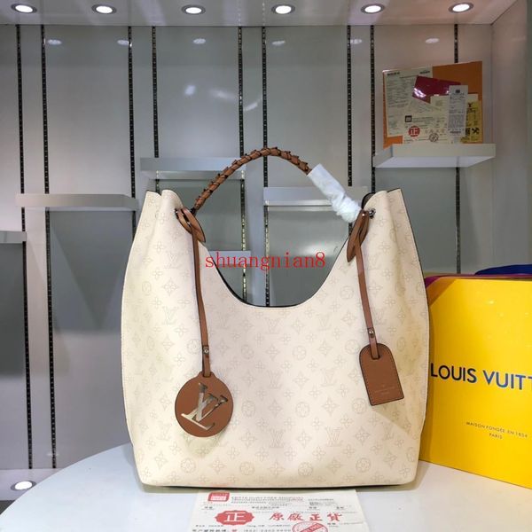 Знаменитая классическая элегантная сумка с рисунком Сумка в клетку с каракули бу
Знаменитая классическая элегантная сумка с рисунком Сумка в клетку с каракули бу