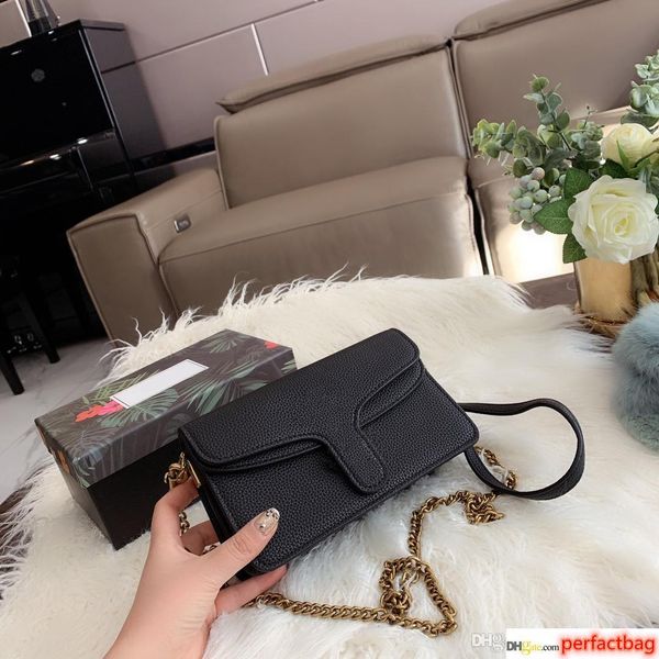 newaaacoach 19fs designer luxury handbags women luxury handbags original leather woman designer bags size 20x12cm
newaaacoach 19fs designer luxury handbags women luxury handbags original leather woman designer bags size 20x12cm