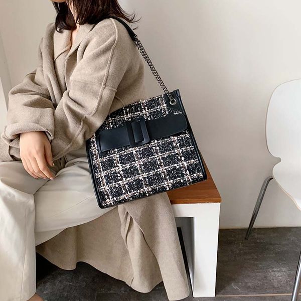 pu leather women shoulder bag large capacity ladies handbags fashion chain female crossbody bags
pu leather women shoulder bag large capacity ladies handbags fashion chain female crossbody bags