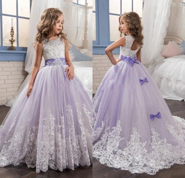 2019 lavender ball gown flower girls dresses lace applique beads sequined jewel neck tulle sashes kids dress first holy communion dresses, White;blue
2019 lavender ball gown flower girls dresses lace applique beads sequined jewel neck tulle sashes kids dress first holy communion dresses, White;blue