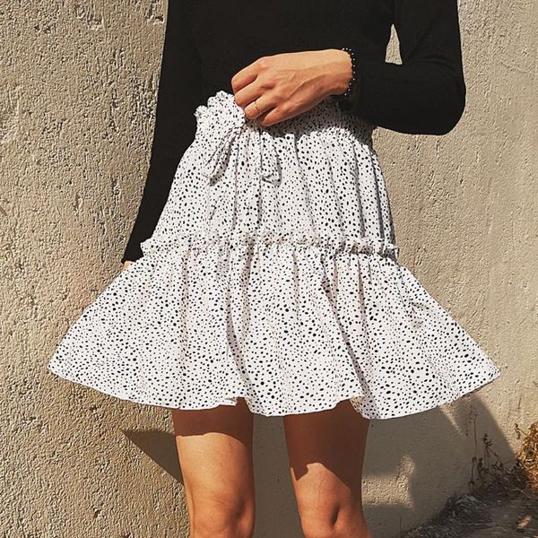 fashion new mini skirts women summer casual high waist ruffled dot print beach holiday short skirt faldas mujer moda 2020#gh40, Black
fashion new mini skirts women summer casual high waist ruffled dot print beach holiday short skirt faldas mujer moda 2020#gh40, Black