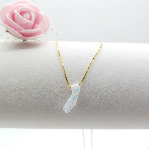 1pc/lot)white 10*12mm wholesale 925 sterling silver synthetic opal california map necklace with wholesale price
1pc/lot)white 10*12mm wholesale 925 sterling silver synthetic opal california map necklace with wholesale price