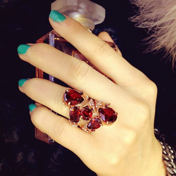 brilliant amazing big red stone ring cubic zirconia ring rose gold color cocktail ring women party jewelry j190714, Slivery;golden
brilliant amazing big red stone ring cubic zirconia ring rose gold color cocktail ring women party jewelry j190714, Slivery;golden