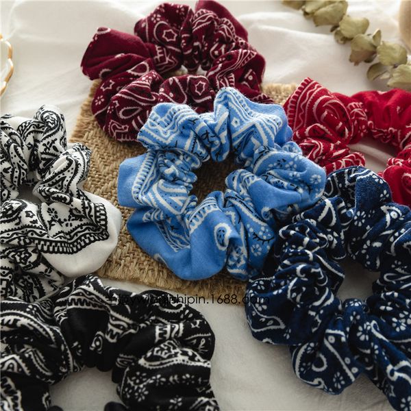 three-state europe and america new style large intestine ring hairband amoeba cotton cloth circle printed versatile fashion head, Brown
three-state europe and america new style large intestine ring hairband amoeba cotton cloth circle printed versatile fashion head, Brown