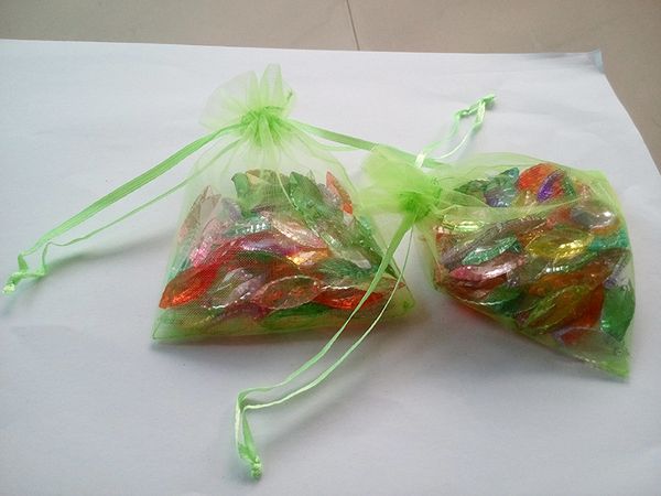 300pcs 13*18 green gift bags for jewelry/wedding/christmas/birthday organza bags with handles packaging yarn bag
300pcs 13*18 green gift bags for jewelry/wedding/christmas/birthday organza bags with handles packaging yarn bag