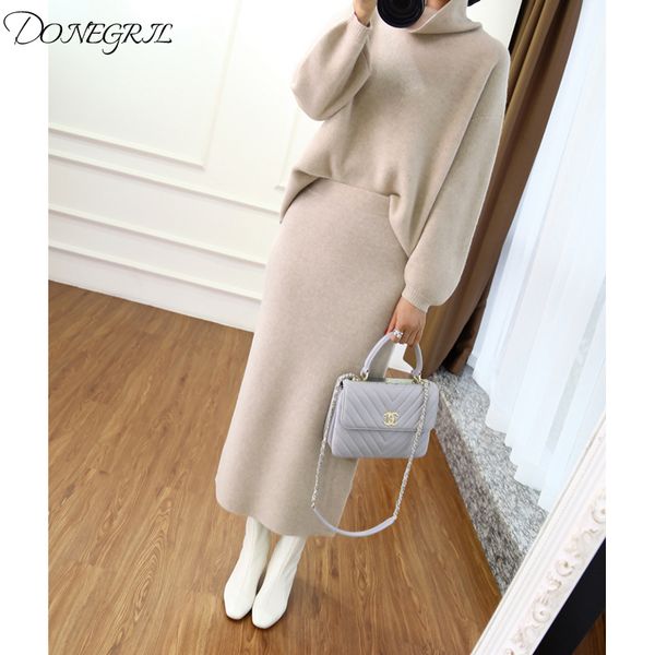 2019 autumn winter high collar cashmere sweater korean version of the loose sweater women's knitted two-piece suit bag hip skirt, White
2019 autumn winter high collar cashmere sweater korean version of the loose sweater women's knitted two-piece suit bag hip skirt, White