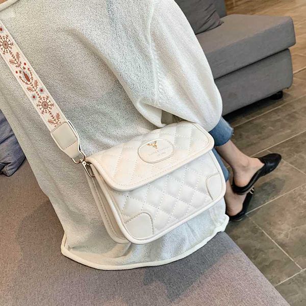 french textile-inspired mini bag -- 2020 trendy web celebrity cross body bag -- women's underarm versatile shoulder
french textile-inspired mini bag -- 2020 trendy web celebrity cross body bag -- women's underarm versatile shoulder
